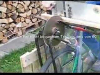 Un vélo et des bûches...