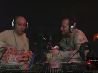 On Distribue les cartons 08/03/2011