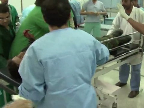 Libye: violents combats autour de Ras Lanouf