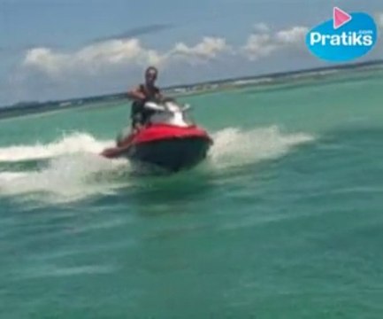 Comment négocier un virage en Jet-ski ? Sport nautique / sport mécanique