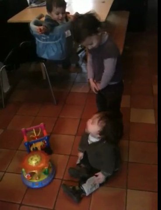 Danse des petits loulous...