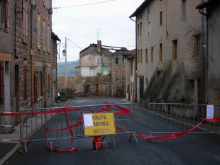 2011 INCENDIE A BOURG DE THIZY 17-02-2011