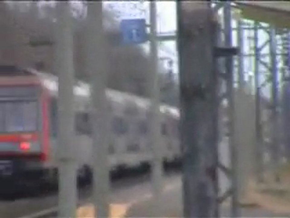 Passage d'une z5600 et 20500 à thomery