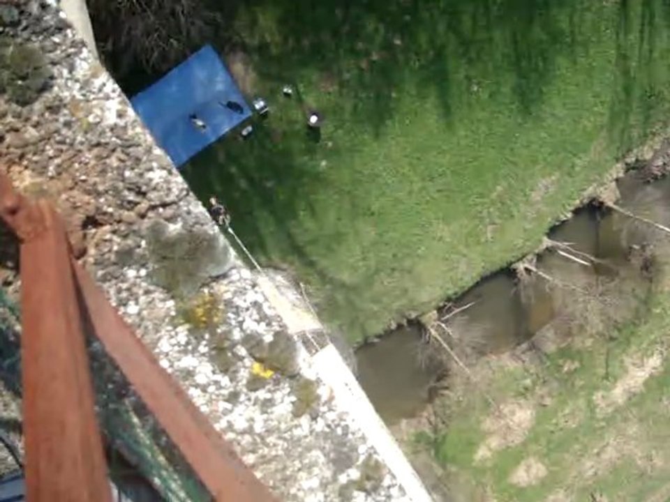 Saut élastique tibo