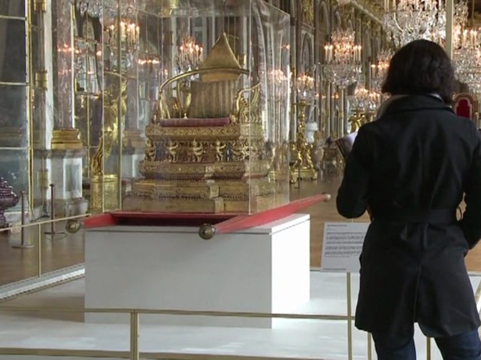 Protzen in versailles: ausstellung zeigt königsthrone