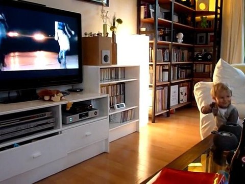 20110303 Romain danse toujours Merignac