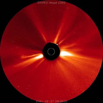 Eruption solaire 26-28 février 2011