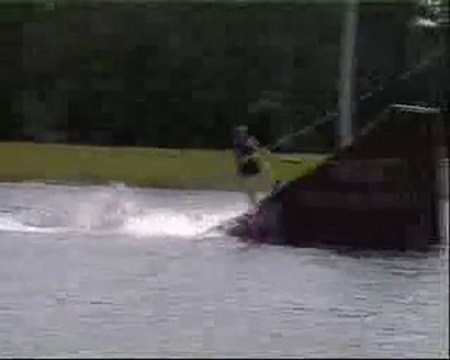 Wakeboarding ramp bail