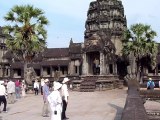 Tourists put Cambodia's famed treasures at risk