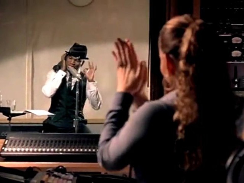 Mariah Carey ft.Ne-Yo - Angels Cry (2010)