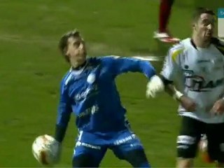 Amazing blunder by goalkeeper Bossut