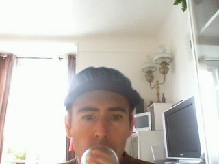 Wiwi égratigne "objection"