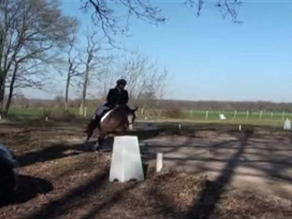 Macha et Alexandra Club 3 prélim Le Val Saint Germain