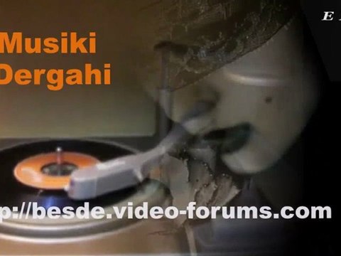 Hamiyet Duygulu / Bir Görüşte Bağlandım - ( Seheryelinden Esintiler)