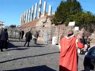 El Coliseo, el Arco de Constantino, la Via Sacra  y el ...