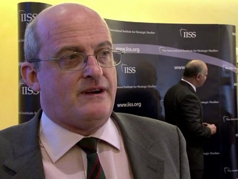 Libyan air strikes target rebel-held Ras Lanuf