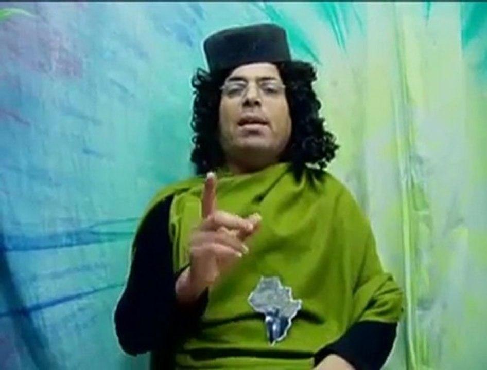 الكوميدي عبد القادر محمودي في تقليد للعقيد معمر القذافي