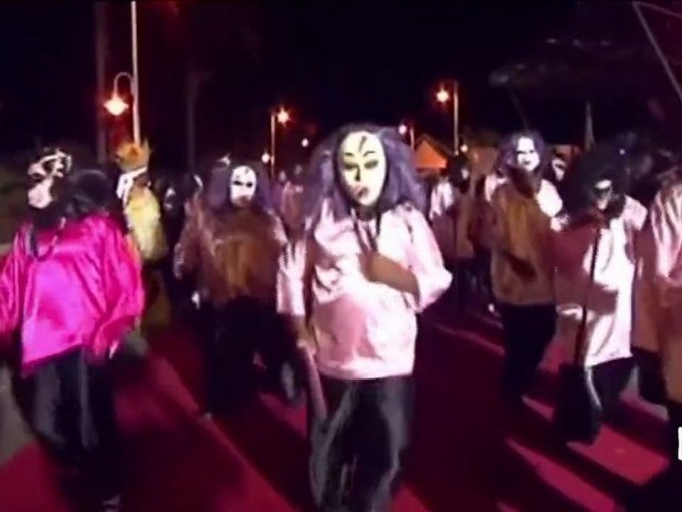 Crazy Mass' - Lundi Gras 2011