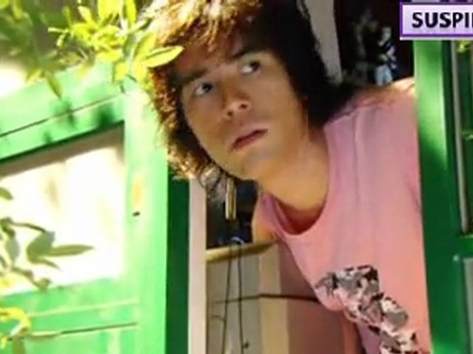 First Kiss cap 2.2 sub.español