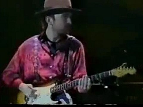 U2 “I Still Haven’t Found What Im Looking For” (Live)