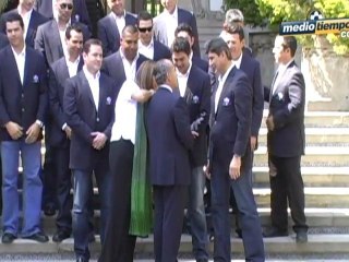 MEdio Tiempo.com - Calderón recibió en Los Pinos al Club de Beisbol Yaquis de Ciudad Obregón