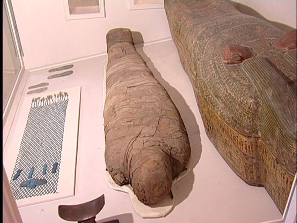 Momie et sarcophage, Un mois une oeuvre