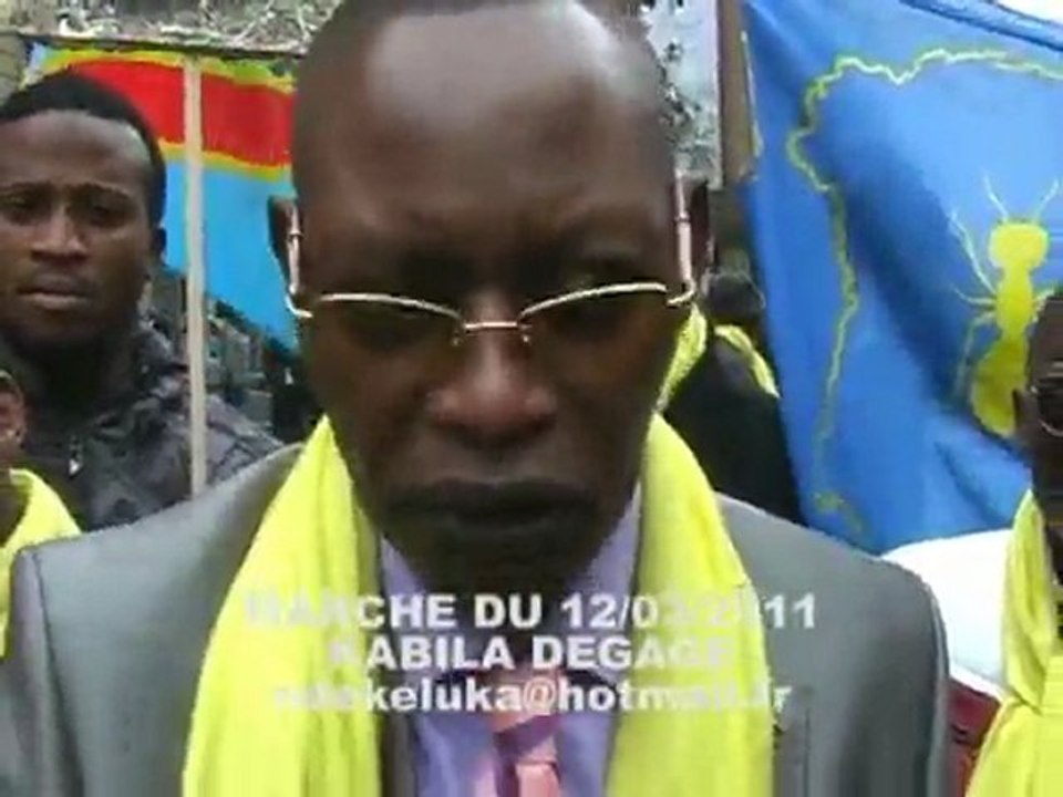 MARCHE DE RESISTANTS PROF JULIEN CIAKUDIA A PARIS 12 MARS
