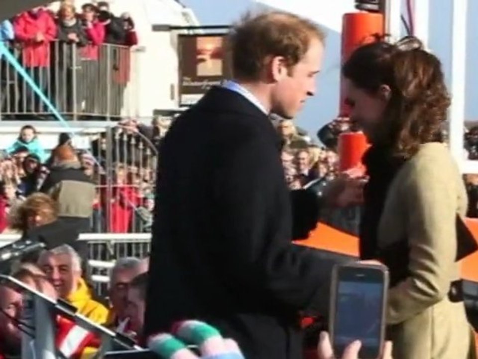 Kate Middleton Picks Alexander McQueen to Design Wedding Dress