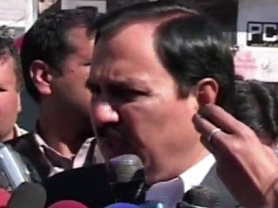 Dutzende Tote bei Selbstmordanschlag auf Trauerfeier in Pakistan