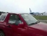 Kılpayı atlatılan uçak kaza