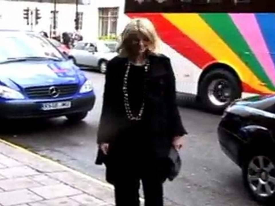 Gwyneth Signs on the Dotted Line