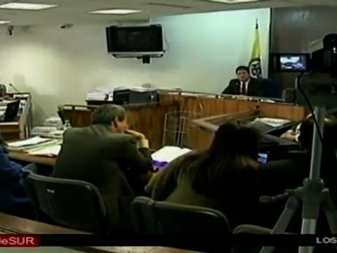 Colombia: acusan a ex funcionario de vínculos paramilitares