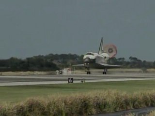 EEUU: último aterrizaje del transbordador espacial Discovery