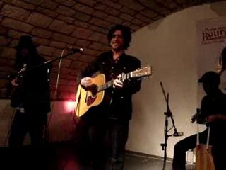 Arno SANTAMARIA "Je me disperse" Live Bourges 2011