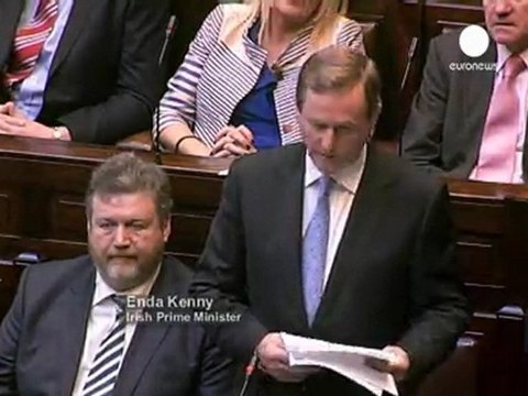 El conservador Enda Kenny ya es el nuevo primer ministro...