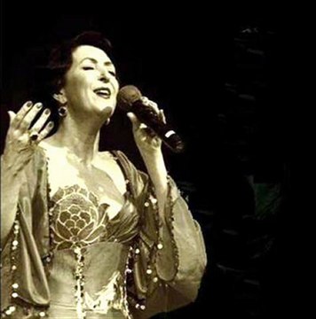 Melihat Gülses Neş'eyâb-ı lûtfun olsun bu ser-i şûrî