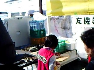 イベントで　ＴＭストーブＰＲ中！ピザ準備！
