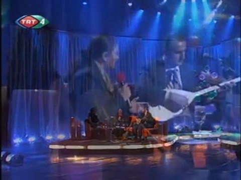 Sabahat Akkiraz (Deli Gönül Hangi Dala Konarsın)