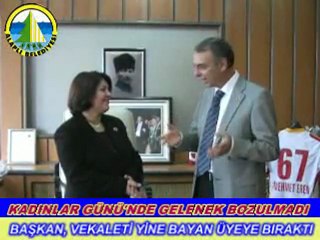 KADINLAR GÜNÜ'NDE BAYANLARA JEST