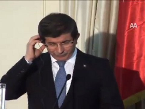 DAVUTOĞLU YUNANİSTAN'DA