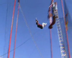 TRAPEZE VOLANT - TOCCA L'ARIA - FESTIVENTU 2009