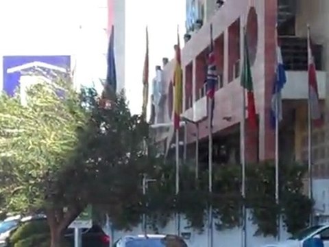 Αστυνομία έξω από τη συνέντευξη Τύπου του Μπέου