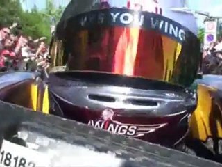 F1, GP Germania 2010: Vettel gira per le strade di Hoppenheim