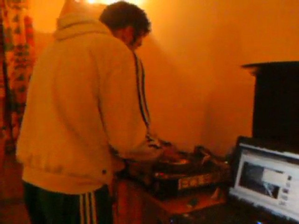 scratch dj loco freestyle