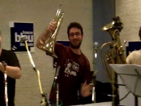 Rabbi Jacob par les Brass'rient dans le Boeuf du Samedi
