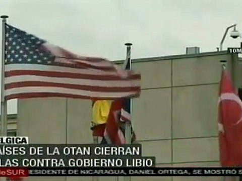 OTAN envía barcos para reforzar embargo a Libia