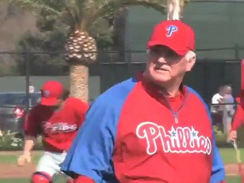 Manuel, Phillies Extend Contract