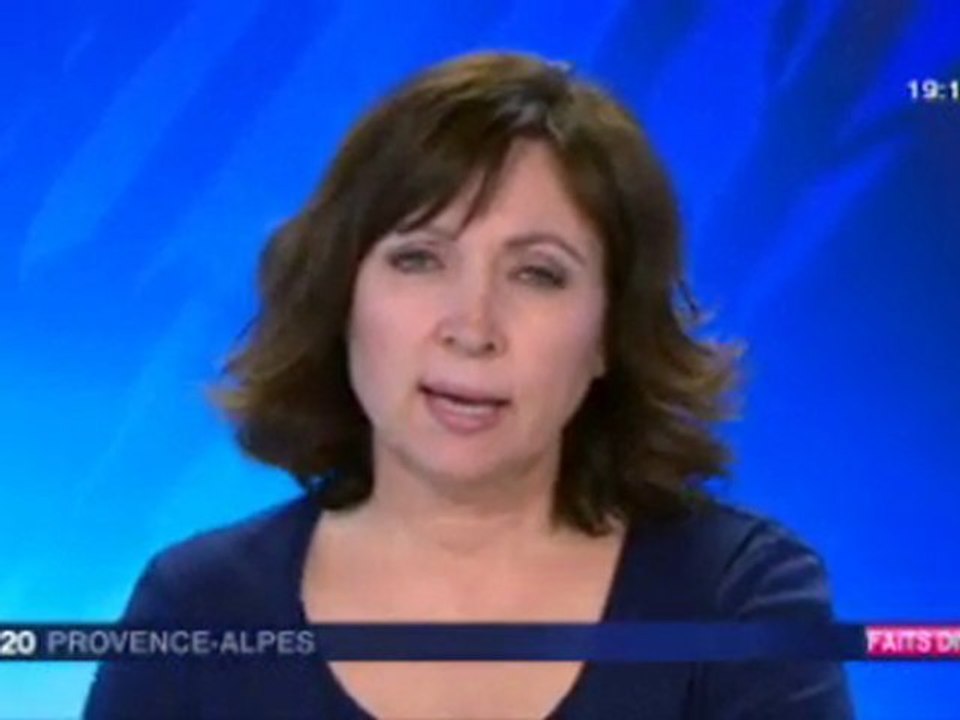 France3-Marseille_Rassemblement-RESF_Soilihi