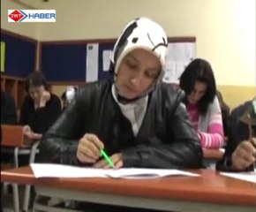 Anne-babalar sınavda; öğrenciler dışarda...