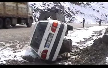 Hakkari-van yolu trafik kazası